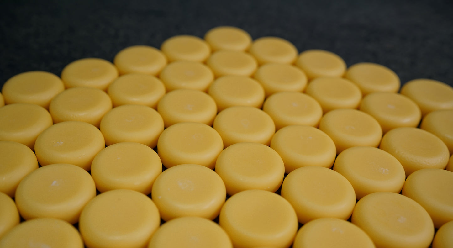 Hand Stitching Thread Wax | Waxy, Smooth & Firm-Finish Thread Conditioner